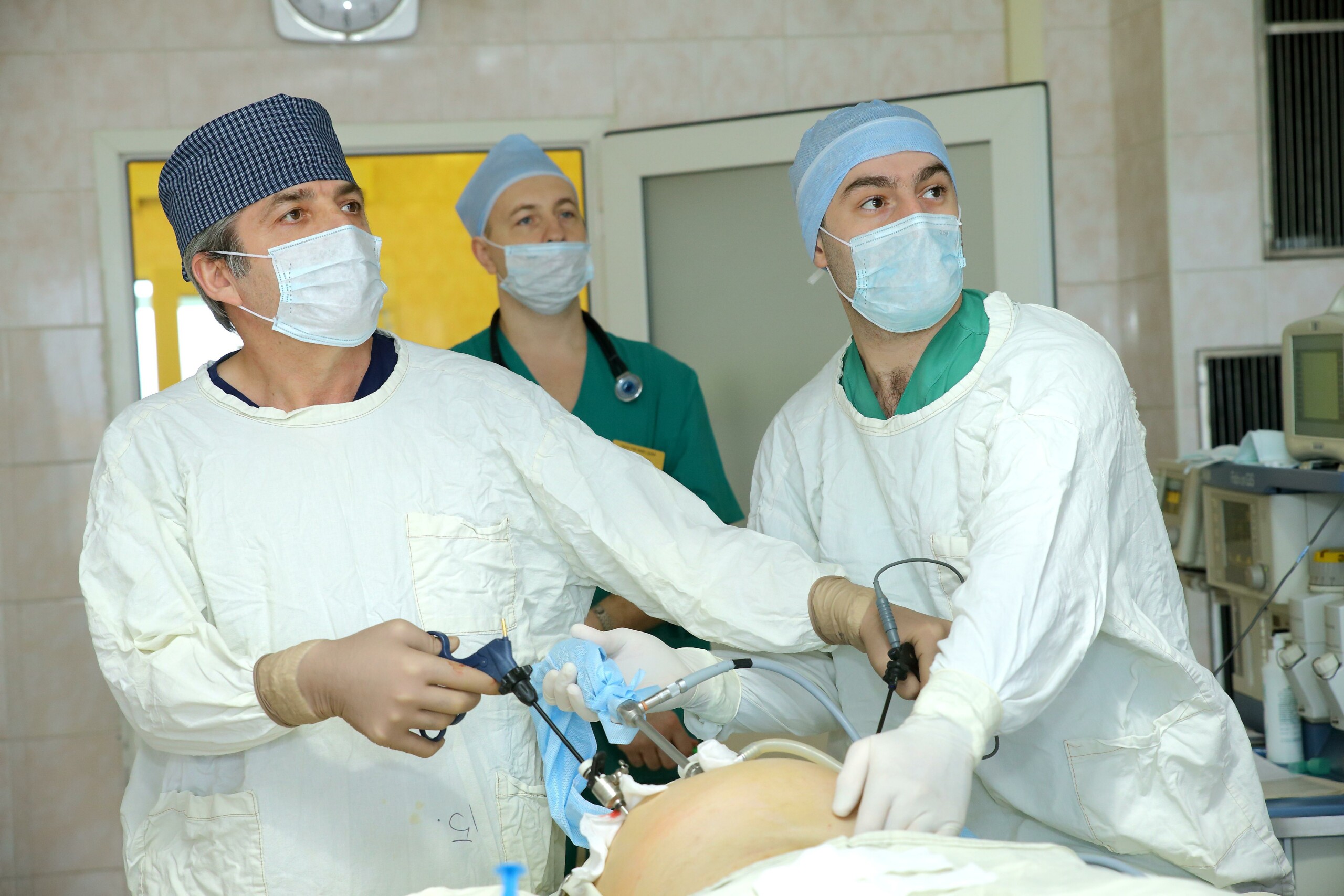 Гигантскую опухоль брюшной полости удалили врачи больницы Вересаева