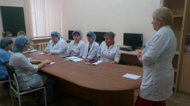Занятие в учебно-методическом центре для медсестер