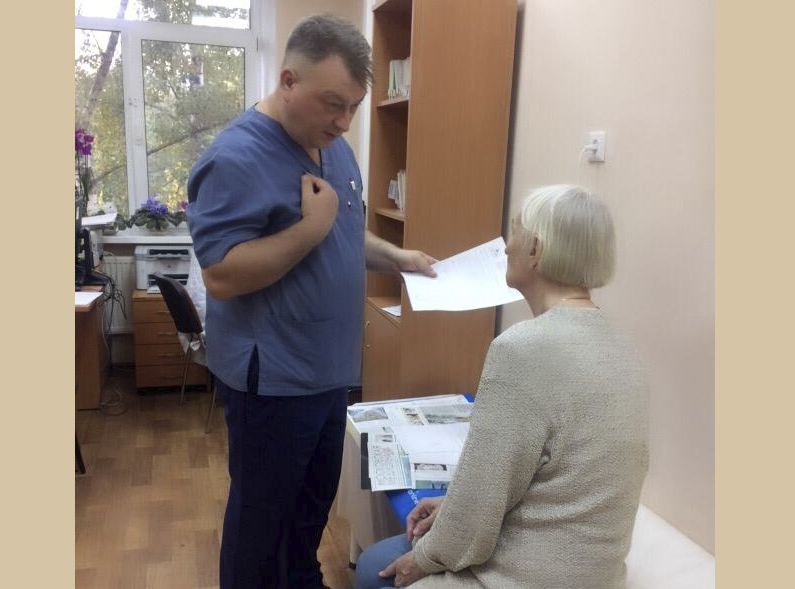Нейрохирурги больницы Вересаева проконсультировали участников дня открытых дверей «Здоровая спина»