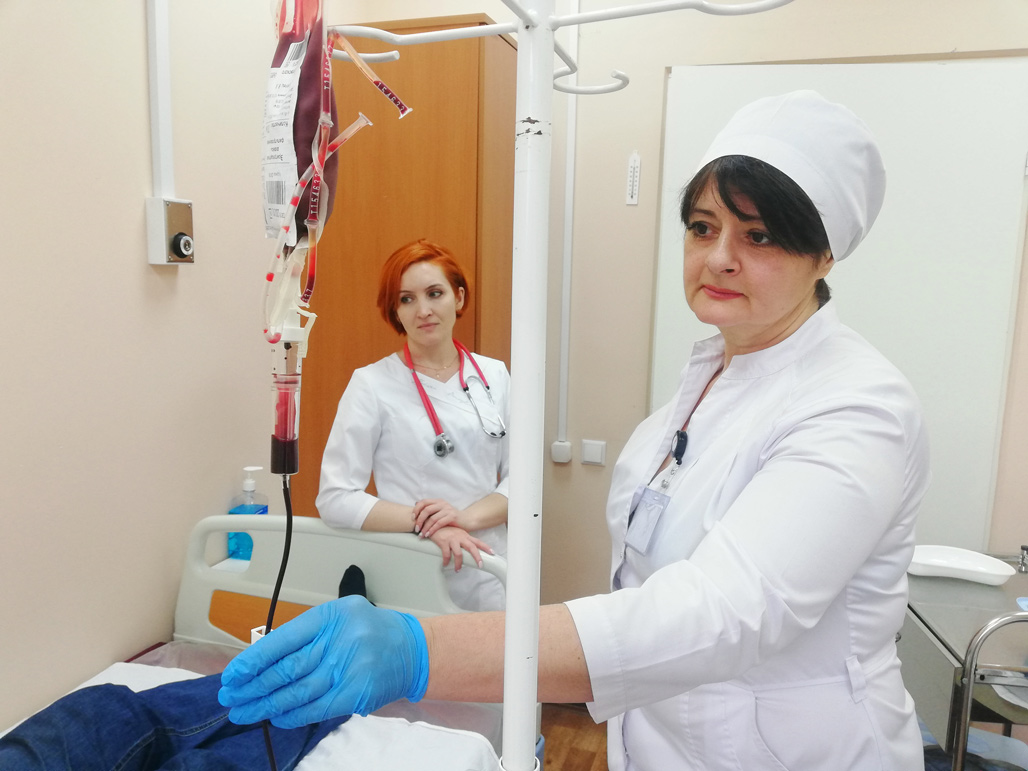 Около 300 пациентов прошли лечение в новом дневном стационаре гематологического центра больницы Вересаева
