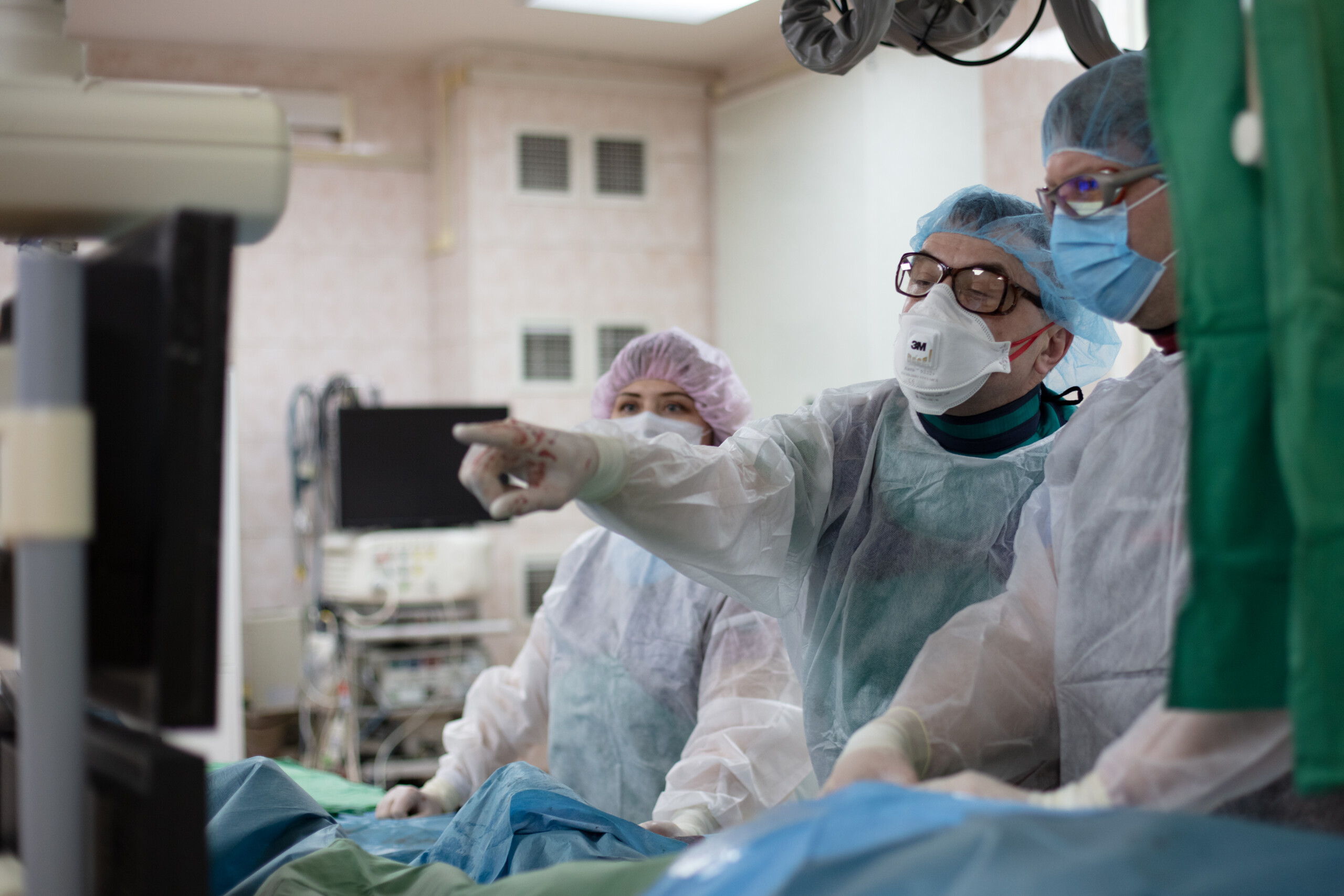 Более 1000 коронарных стентирований ежегодно выполняют рентгенохирурги больницы Вересаева