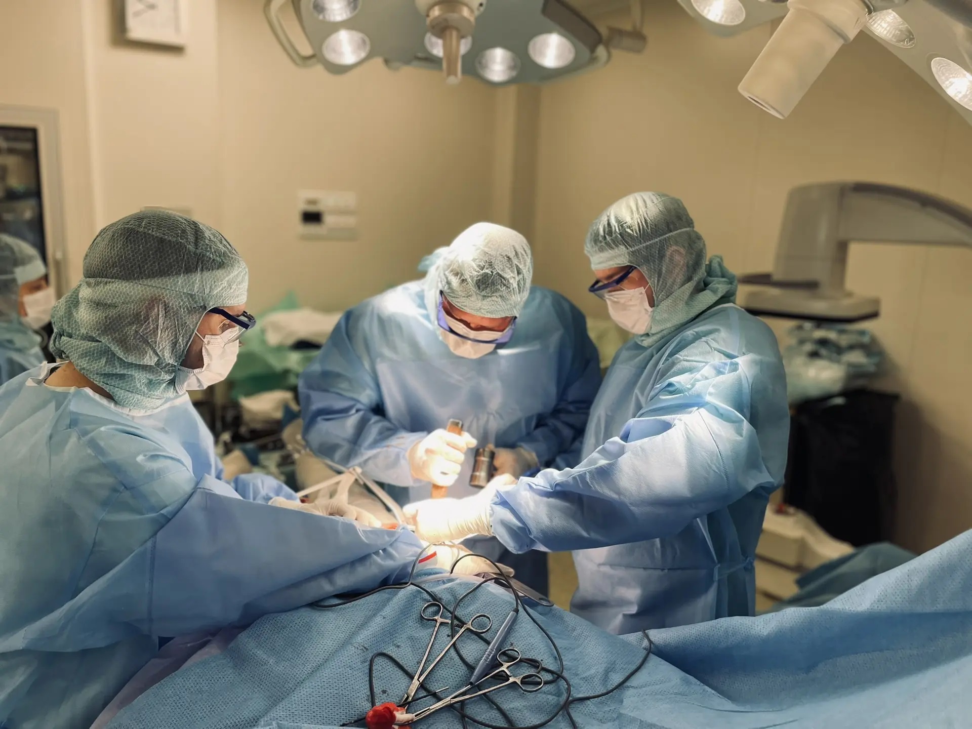 Асептический некроз тазобедренного сустава: почему возникает, как развивается, как спасти сустав?